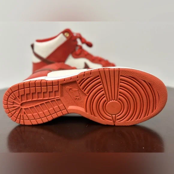 Nike Dunk High  LXX Cinnabar - Picture 5 of 10